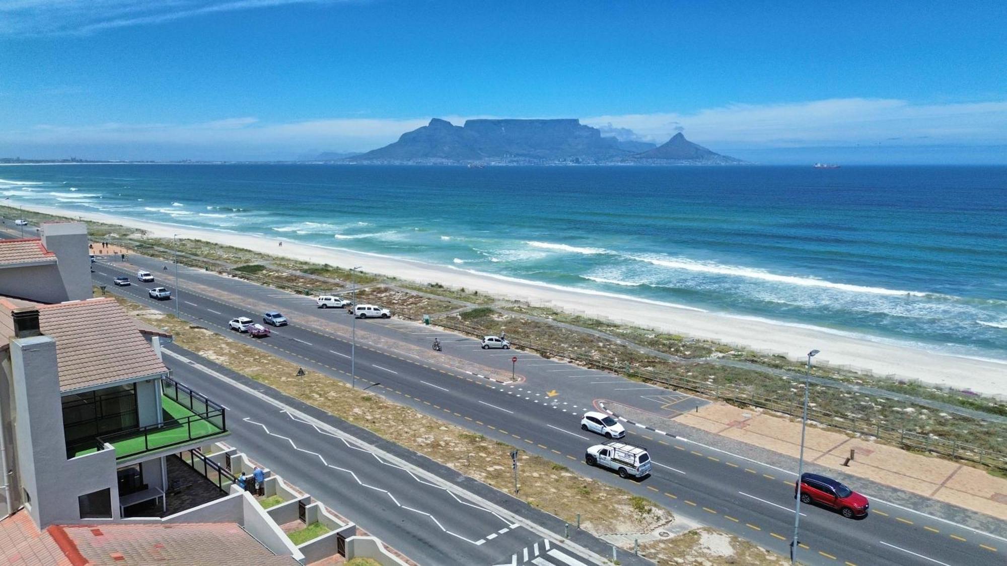 Beach Daze Apartment Bloubergstrand Bagian luar foto